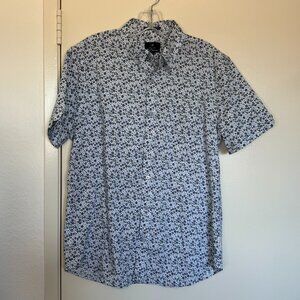 Ben Sherman Short Sleeve Button Up BUNDLE Size Medium (2 Shirts)